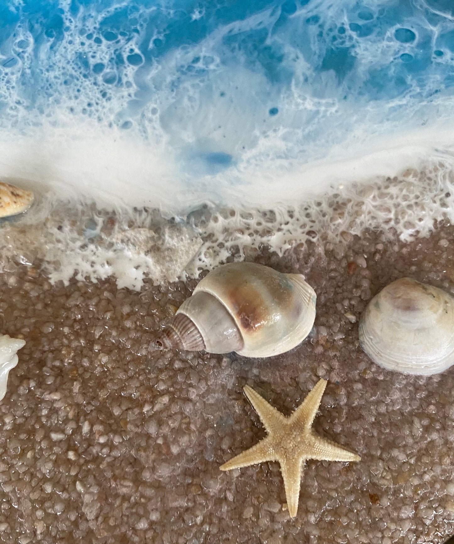 BEACHY Ocean Waves Wall Art with shells 15" round