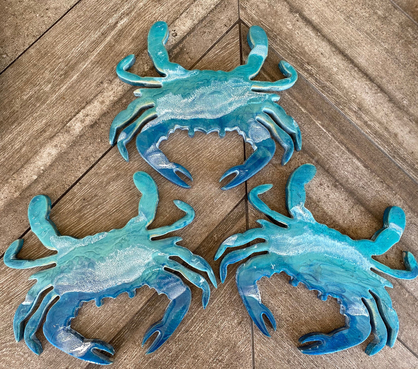 CHESAPEAKE BLUE CRAB Wall Decor/Charcuterie board  with Ocean Waves in resin-14" width