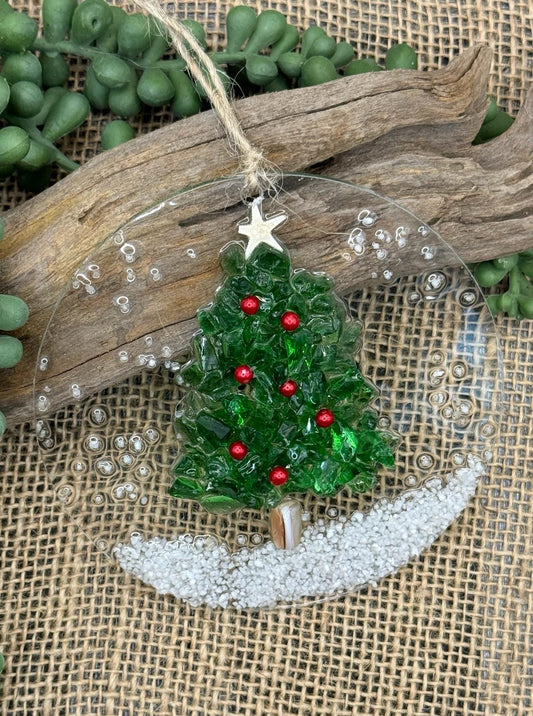 Coastal Christmas Ornament- Green glass Christmas Tree with Berries on  Snow, Beachy Christmas, Handmade resin art, Glass Coastal Ornament