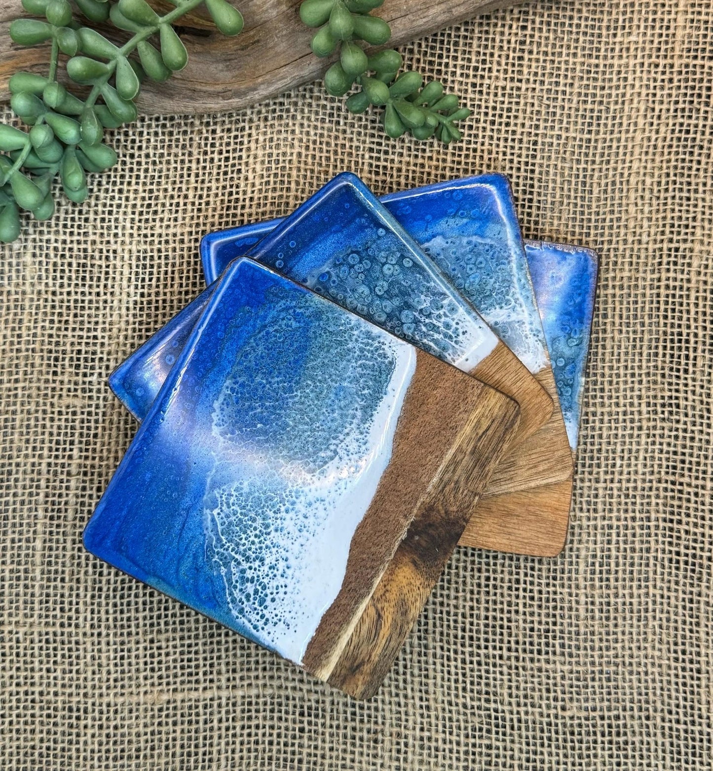 OCEAN WAVES COASTERS in resin, ocean blue, wooden, handmade